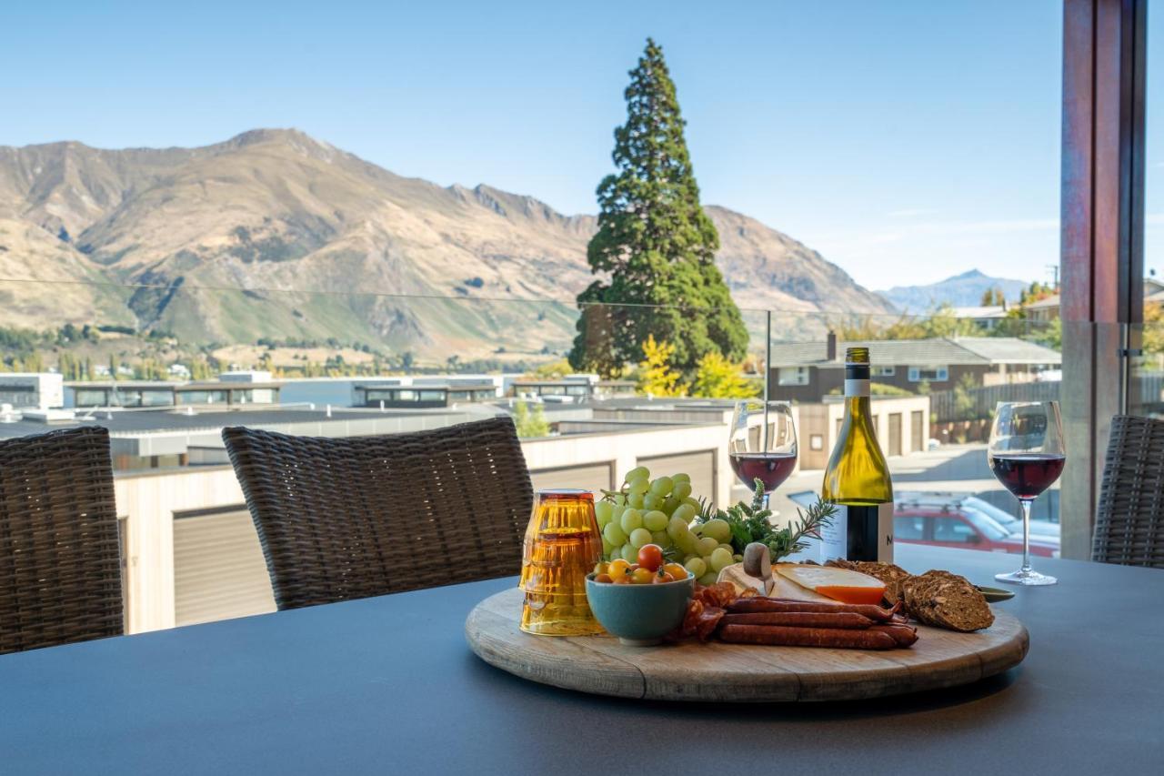 Winona Of Wanaka - Luxury Lakefront Apartment Εξωτερικό φωτογραφία