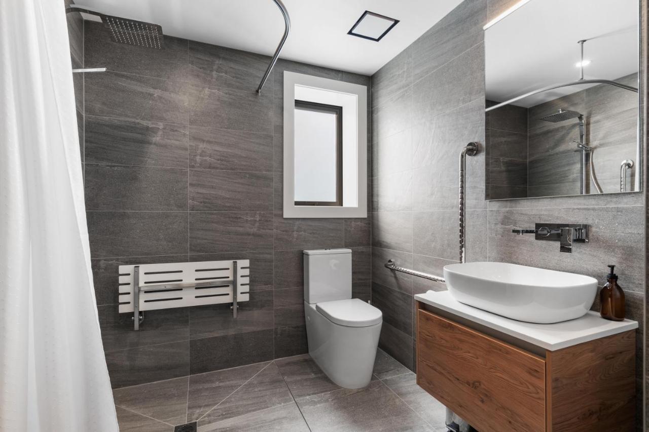 Winona Of Wanaka - Luxury Lakefront Apartment Εξωτερικό φωτογραφία