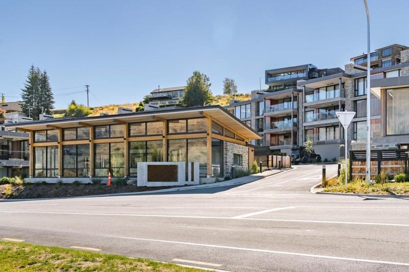 Winona Of Wanaka - Luxury Lakefront Apartment Εξωτερικό φωτογραφία